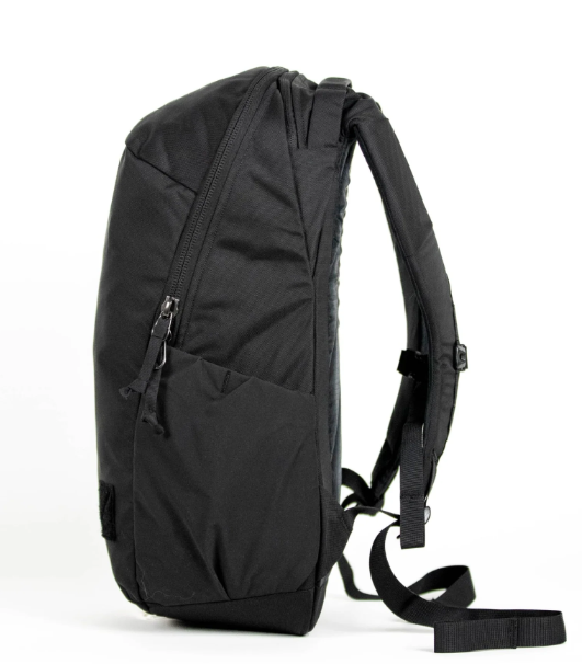 Evergoods Civic Half Zip 22L