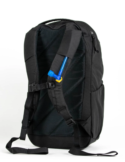 Evergoods Civic Half Zip 22L